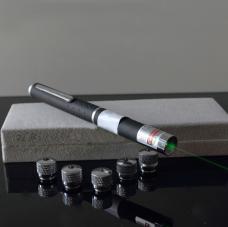 グリーン満天星レーザーポインター安価 娯楽効果抜群 猫用玩具 子供おもちゃ